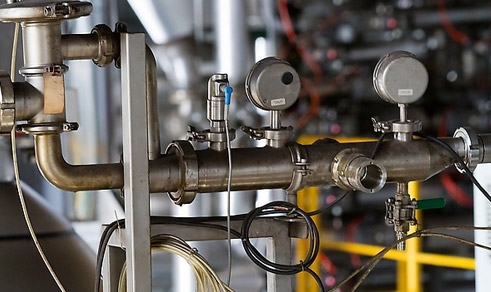 儀(yí)器儀表為主(zhu)的電子電器(qì)彈簧，典型産(chan)品如電動機(jī)電刷彈簧