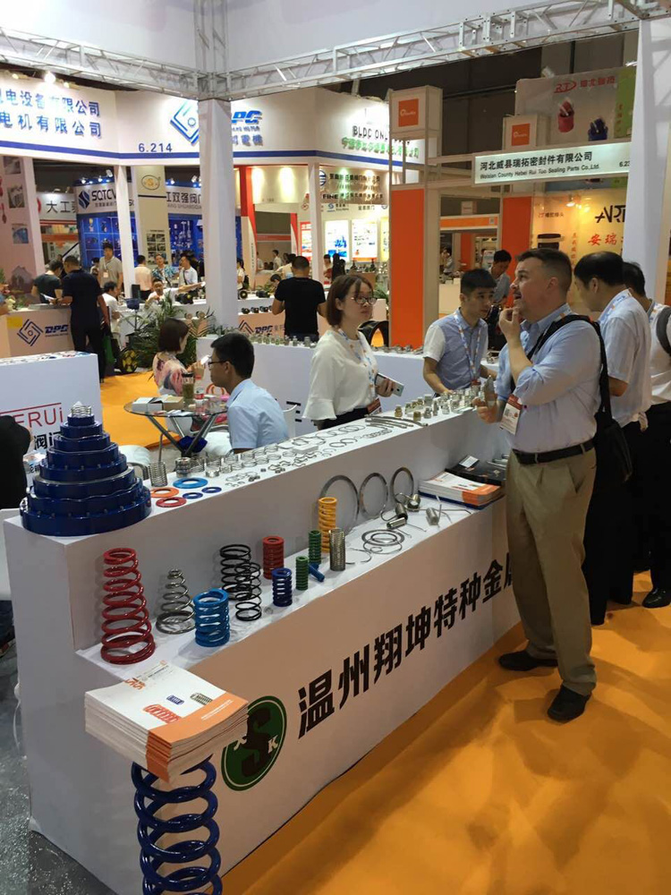 三和(he)彈簧參加上海(hǎi)國際泵管閥展(zhan)
